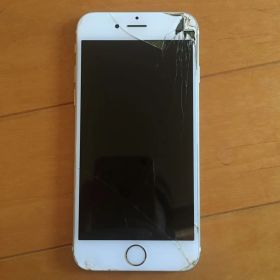 Apple iPhone 6 64G 本体