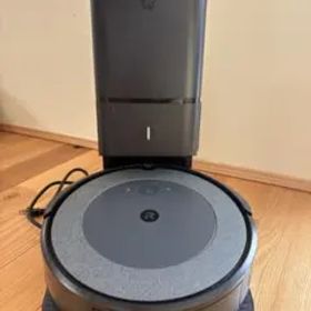 ルンバ i3 I315060 新品 14,950円 中古 12,800円 | ネット最安値の価格