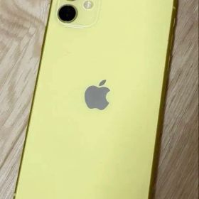 iPhone11 128GB 黄色 本体 充電ケーブル、Appleイヤフォン付き