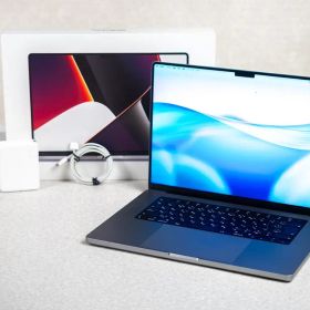 Macbook Pro M1 Pro 16インチ 512GB メモリ16GB 箱