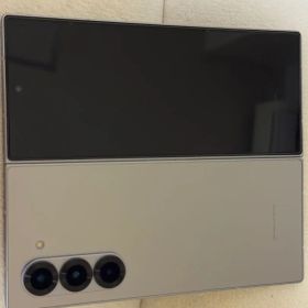 Samsung Galaxy Z 国内版 SIMフリー/Fold6 512G