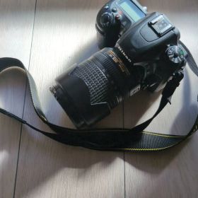 Nikon D7500 18-140mmレンズ付き