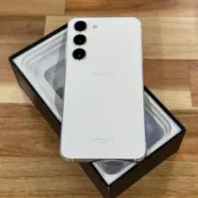 [超美品] ギャラクシー S23 256GB SC-51D 国内版SIMフリー