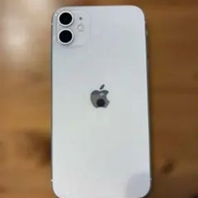 iPhone11 ホワイト 箱、新品充電ケーブル付き