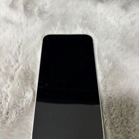 Apple iPhone 13 スターライト 本体（値下げ中）