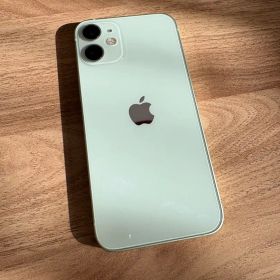 Apple iPhone 11 ミントグリーン 本体