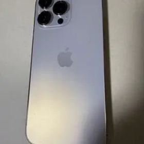 iPhone 13 pro 128GB ゴールド（ケース2つ付属）