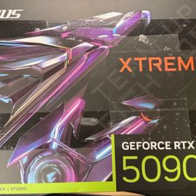 GIGABYTE RTX5090 AORUS XTREME 水冷 新品未使用