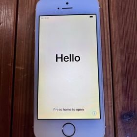 Apple iPhone 5s ゴールド