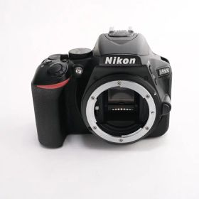 【中古】 (ニコン) Nikon D5600 ボディ【中古カメラ デジタル一眼】 ランク：B