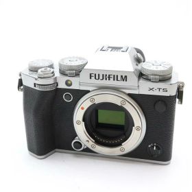 【中古】 《並品》 FUJIFILM X-T5 ボディ シルバー [ デジタルカメラ ]