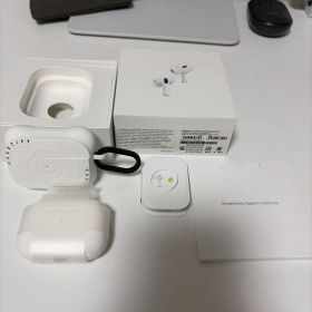 Apple AirPods Pro 第二世代 本体 ケース付