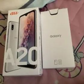 Galaxy A20 ホワイト 32 GB au