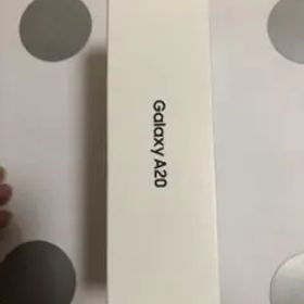 UQ契約時もらった simフリーのgalaxy A20です。