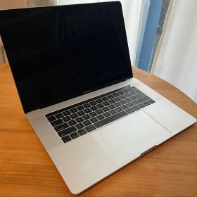 MacBook Pro late 2016 15インチ 1TB USキーボード