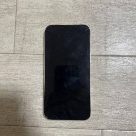 Apple iPhone 13 ホワイト 本体