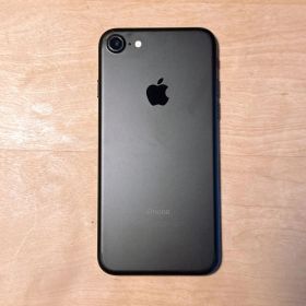 iPhone7 32GB ブラック
