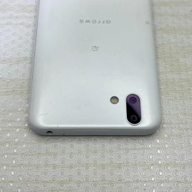 富士通 arrows U ◆ 3GB/32GB ホワイト