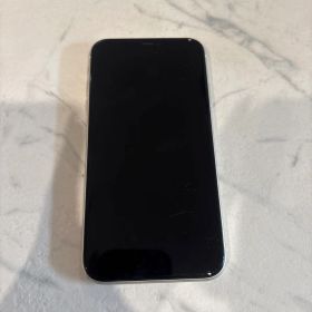 Apple iPhone 11 ホワイト 本体