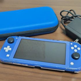 Nintendo Switch Lite ブルー／充電器、クリアカバー、ケース付