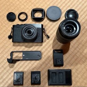 【美品】FUJIFILM X-E4 ブラックゴールド （レンズ2本＆付属品多数)