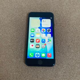 4139 美品☆電池新品☆iPhoneSE2 第2世代 64GB SIMフリー☆