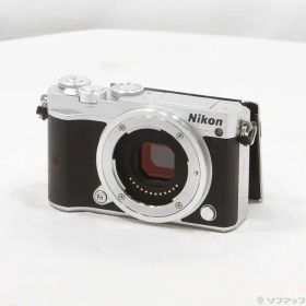 ソフマップ 〔中古品〕 Nikon 1 J5 ボディ (2081万画素／シルバー)【258】