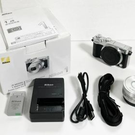 【シャッター回数約3264】ニコン(Nikon) デジタル一眼カメラ Nikon 1 J5 標準パワーズームレンズキット [シルバー] 【中古】【非常に良い】【26801224020796】