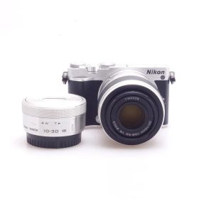 【中古】(ニコン) Nikon ニコン 1 J5 ダブルレンズキツト シルバー