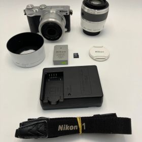 【返品保証・動作確認済】Nikon 1 J5 ダブルレンズキット