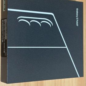 国内版（KDDI） Galaxy Z Fold 7 256GB シルバーシャドウ