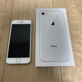アイフォーン(iPhone)の箱付き美品① iPhone8 シルバー 64GB バッテリー90%(スマートフォン本体)