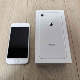 アイフォーン(iPhone)の箱付き美品② iPhone8 シルバー 64GB バッテリー95%(スマートフォン本体)