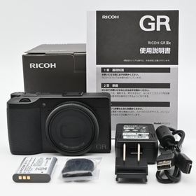 RICOH GR IIIx ショット数 3170回(コンパクトデジタルカメラ)