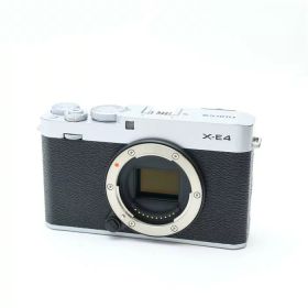 【中古】 《並品》 FUJIFILM X-E4 ボディ シルバー [ デジタルカメラ ]