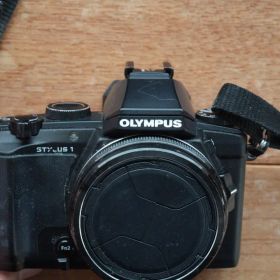 OLYMPUS STYLUS 1 コンパクトデジタルカメラ