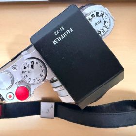 富士フイルム fujifillm xm5