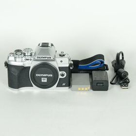 [美品 | シャッター数4,655回] OLYMPUS OM-D E-M10 Mark IV [ボディ シルバー] | マイクロフォーサーズマウント