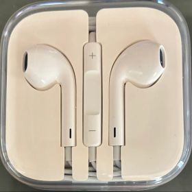 Apple EarPods ホワイト ケース付き
