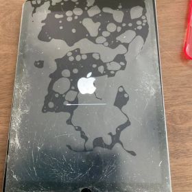 （早いものがち）今夜だけの値段。iPad8世代 セルラーモデル SIMフリー