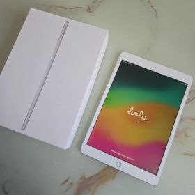美品 iPad 第７世代 32GB wifi+Cellular シルバー 箱付き