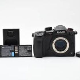 ■ ほぼ新品 ■ パナソニック PANASONIC DC-GH5S-K ボディ ブラック ≪S数850回 バッテリー2個 動作光学良好 動作確認済≫ 0421