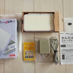 【送料無料】Newニンテンドー2DS LL 本体 アンバサダープログラム／ファミコンウォーズ 失われた光 など収録 3DS本体