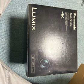 Panasonic LUMIX DMC-FZ1000 4Kカメラ