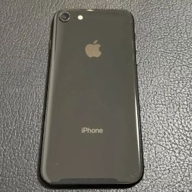 美品iPhone 8 本体 64GB バッテリー100%