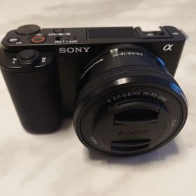 SONY(ソニー) ミラーレス一眼カメラ ZV-E10 ブラック 4K対応