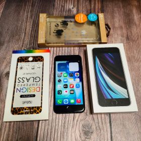 iPhone SE 第3世代 64GB バッテリー86%