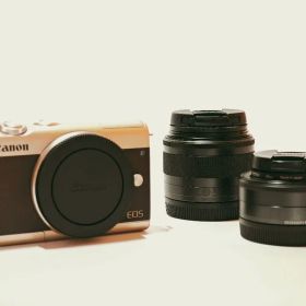 【レンズ2本付き】キヤノン EOS M200 LIMITEDGOLD