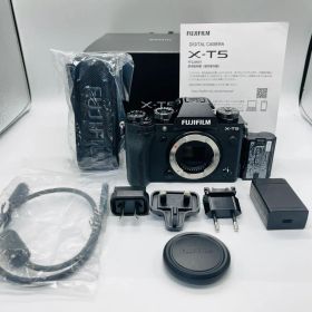 21911ショット！！！ 富士フイルム ミラーレス一眼カメラ X-T5ボディ