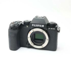 【中古】 《良品》 FUJIFILM X-S10 ボディ ブラック [ デジタルカメラ ]